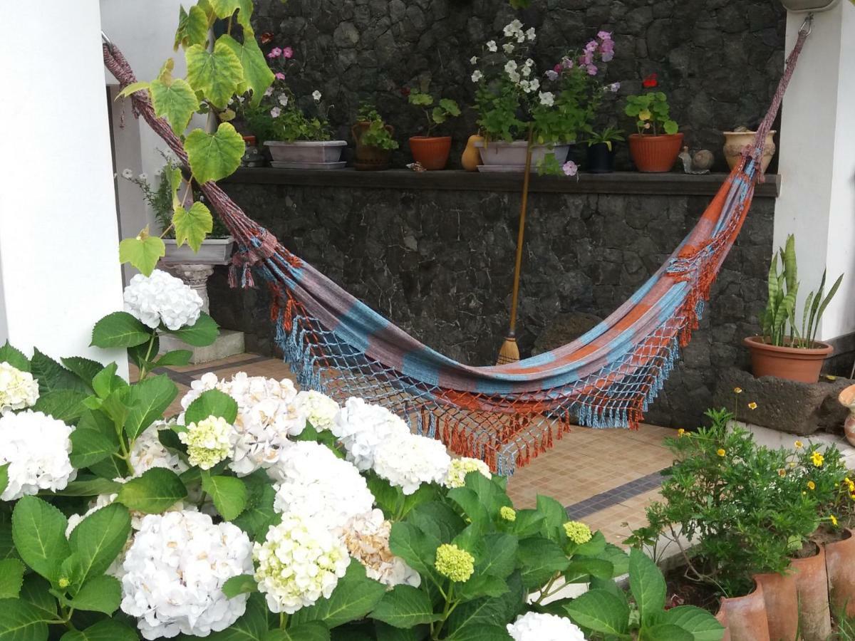 Apartamento Quintal D'Angra Angra do Heroísmo Exterior foto