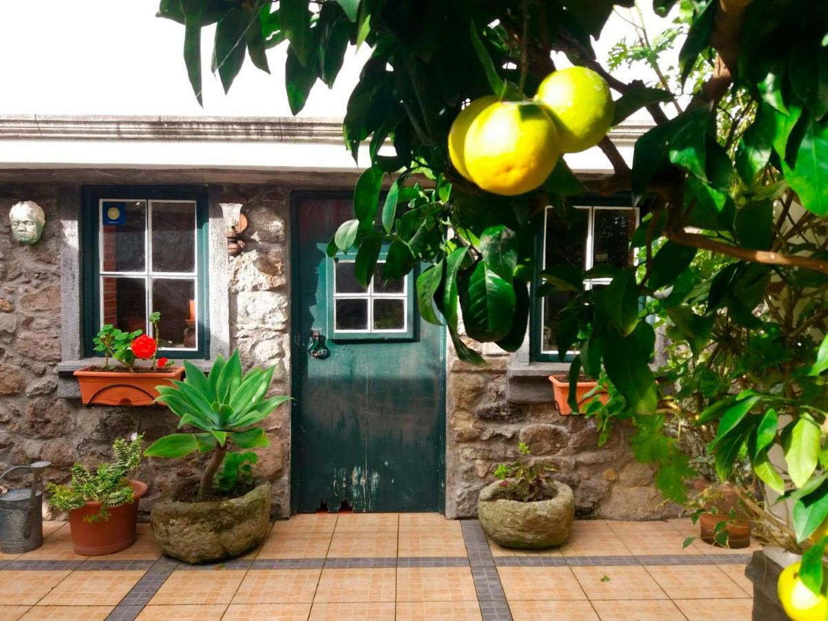 Apartamento Quintal D'Angra Angra do Heroísmo Exterior foto